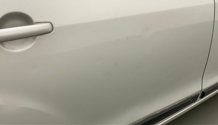 2014 Maruti Ertiga VXI, Petrol, Manual, 22,243 km, Right rear door - Minor scratches