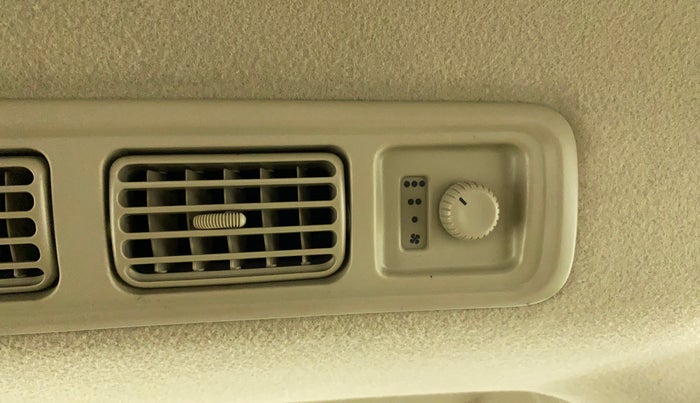 2014 Maruti Ertiga VXI, Petrol, Manual, 22,243 km, Rear AC Temperature Control