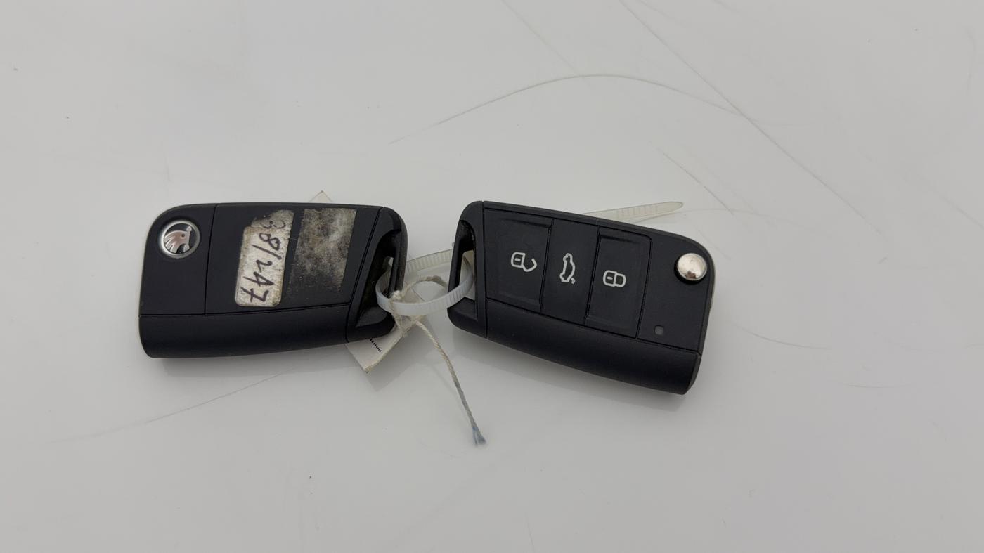 2022 Skoda KUSHAQ STYLE 1.5L TSI DSG, Petrol, Automatic, 40,532 km, Key Close Up