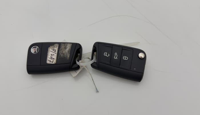 2022 Skoda KUSHAQ STYLE 1.5L TSI DSG, Petrol, Automatic, 40,532 km, Key Close Up