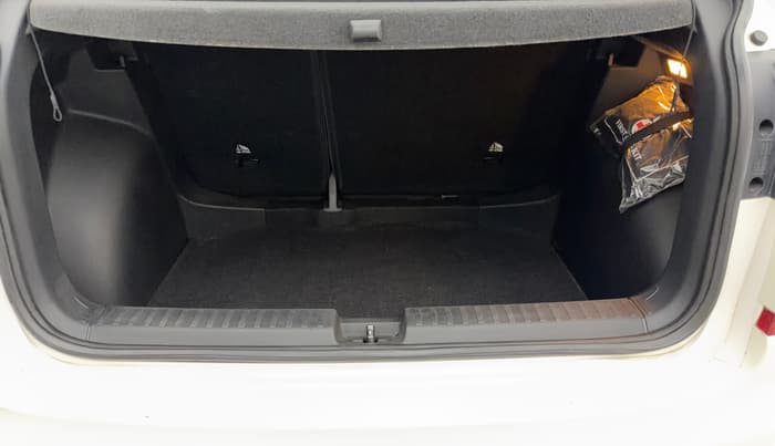2022 Skoda KUSHAQ STYLE 1.5L TSI DSG, Petrol, Automatic, 40,532 km, Boot Inside