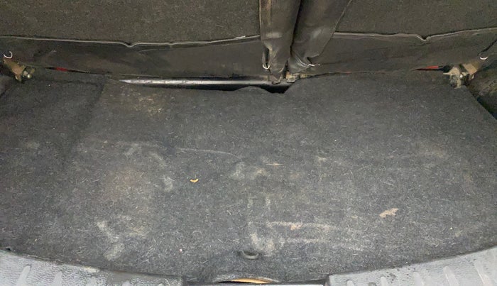 2014 Maruti Wagon R 1.0 LXI, Petrol, Manual, 93,275 km, Boot Inside