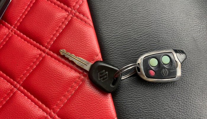 2014 Maruti Wagon R 1.0 LXI, Petrol, Manual, 93,275 km, Key Close Up