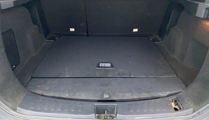 2019 Tata Harrier XZ DARK EDITION, Diesel, Manual, 28,986 km, Boot Inside