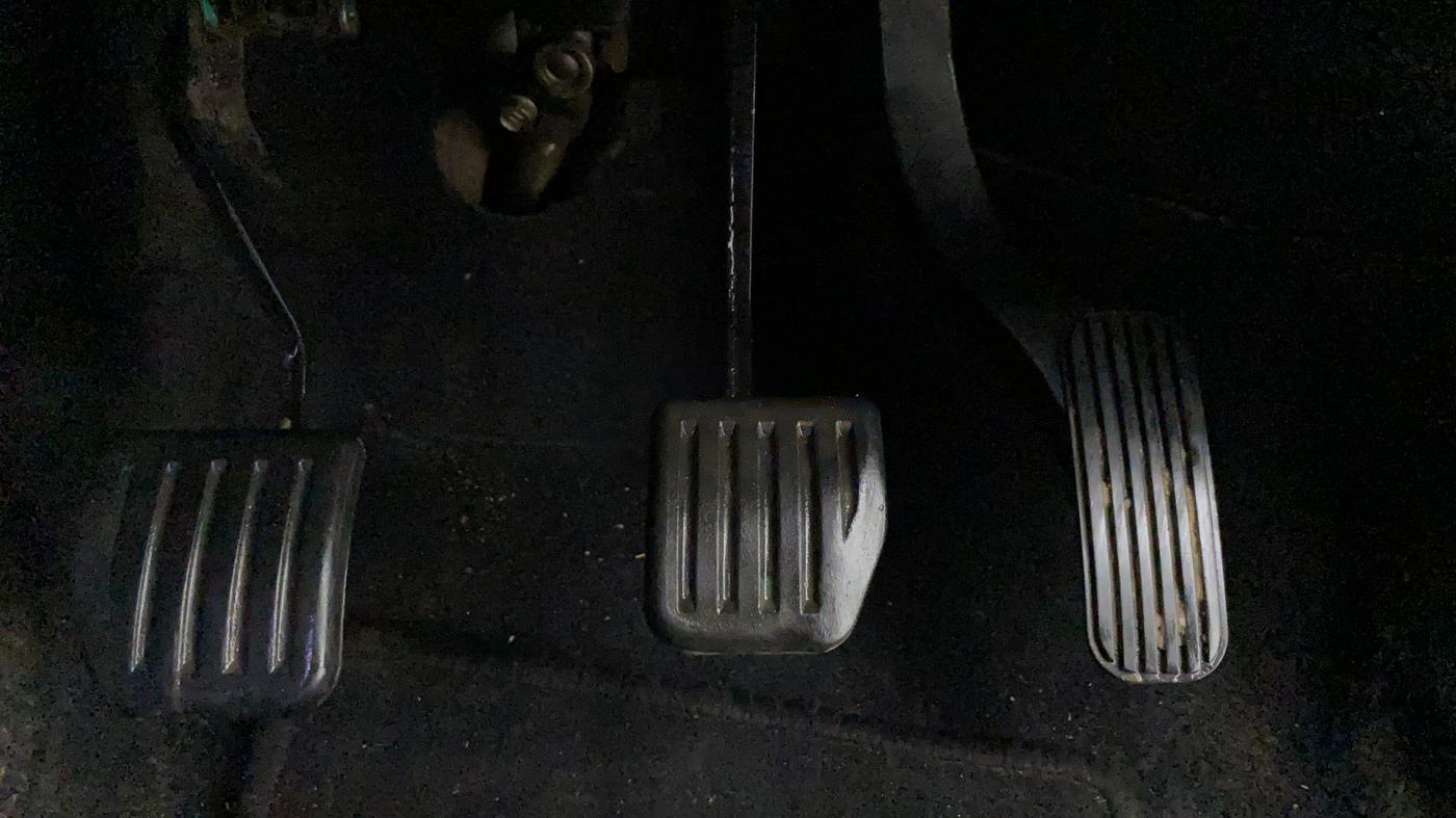 2019 Tata Harrier XZ DARK EDITION, Diesel, Manual, 28,986 km, Pedals