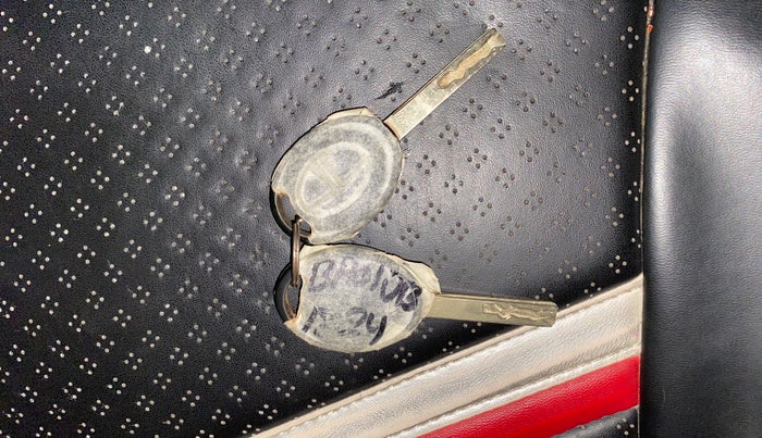 2024 Tata TIGOR XM PETROL, Petrol, Manual, 11,998 km, Key Close Up