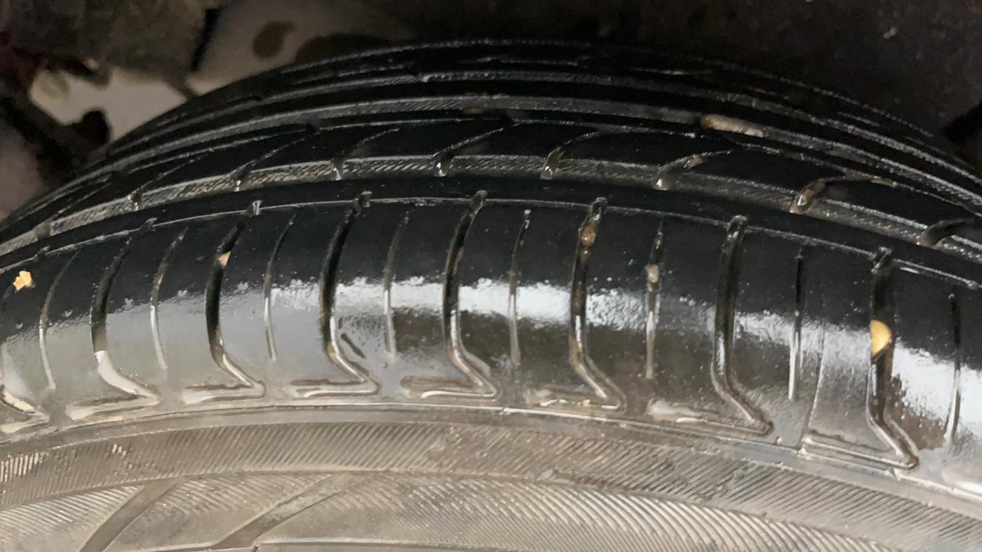 2019 Maruti Baleno DELTA PETROL 1.2, Petrol, Manual, 92,821 km, Left Rear Tyre Tread