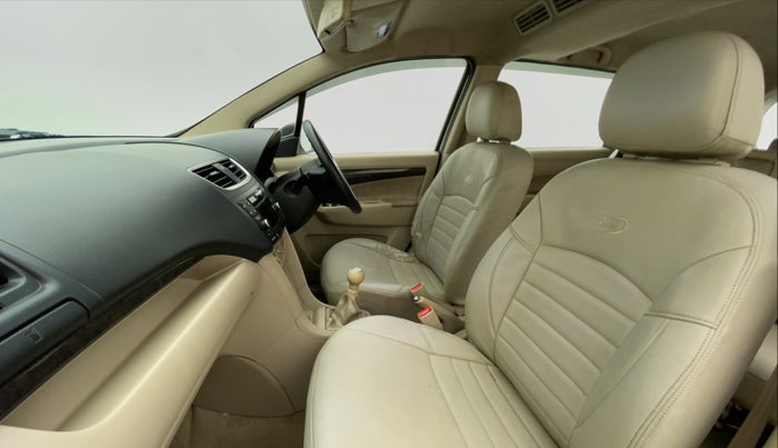 2014 Maruti Ertiga VDI Anniversary Edition, Diesel, Manual, 72,420 km, Right Side Front Door Cabin