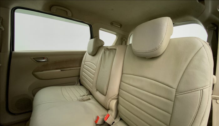 2014 Maruti Ertiga VDI Anniversary Edition, Diesel, Manual, 72,420 km, Right Side Rear Door Cabin