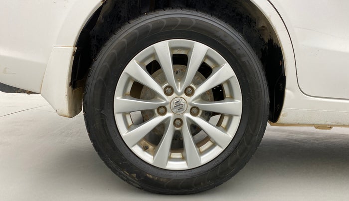 2014 Maruti Ertiga VDI Anniversary Edition, Diesel, Manual, 72,420 km, Right Rear Wheel