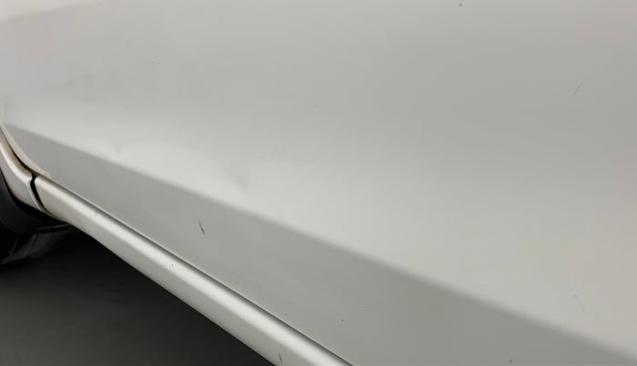 2014 Honda Amaze 1.2 EXMT I VTEC, Petrol, Manual, 36,260 km, Front passenger door - Slightly dented
