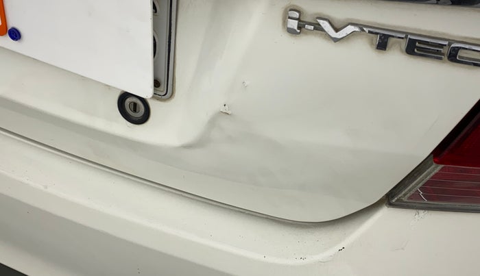 2014 Honda Amaze 1.2 EXMT I VTEC, Petrol, Manual, 36,260 km, Dicky (Boot door) - Slightly dented
