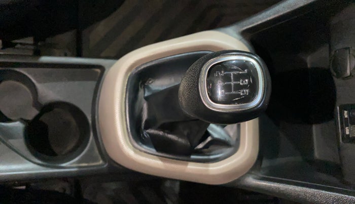 2014 Hyundai Grand i10 ASTA 1.2 KAPPA VTVT, Petrol, Manual, 61,531 km, Gear Lever