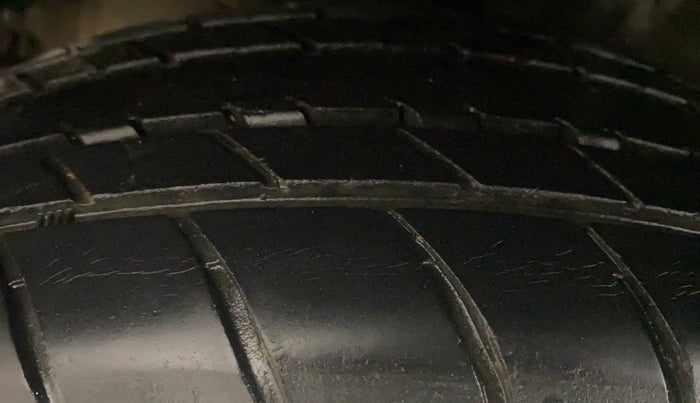 2018 Hyundai NEW SANTRO SPORTZ AMT, Petrol, Automatic, 57,764 km, Right Rear Tyre Tread