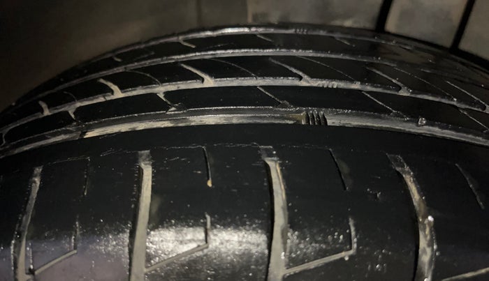2022 Maruti S Cross ZETA 1.5, Petrol, Manual, 31,737 km, Left Rear Tyre Tread