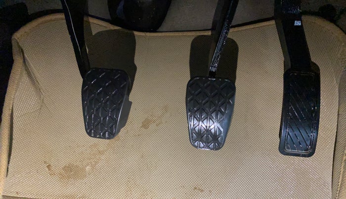 2017 Ford Figo Aspire TITANIUM 1.2 PETROL, Petrol, Manual, 57,602 km, Pedals