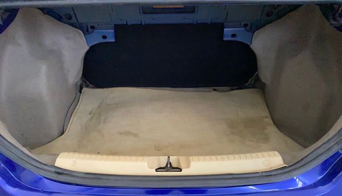 2017 Ford Figo Aspire TITANIUM 1.2 PETROL, Petrol, Manual, 57,602 km, Boot Inside