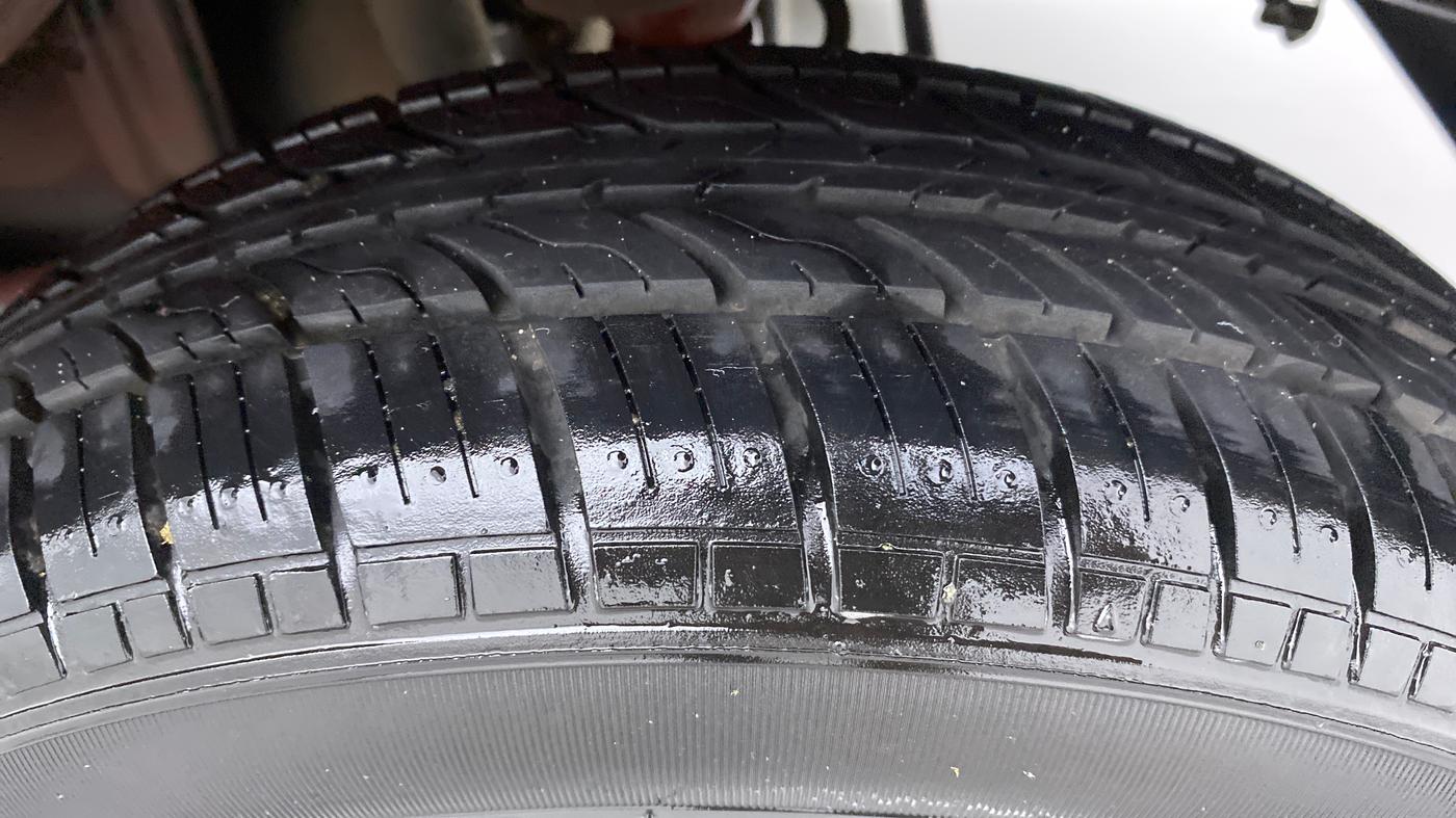 2012 Maruti Alto 800 LXI, Petrol, Manual, 1,19,903 km, Left Rear Tyre Tread