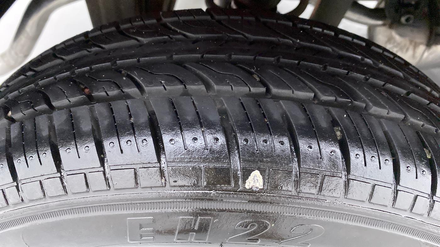 2012 Maruti Alto 800 LXI, Petrol, Manual, 1,19,903 km, Right Rear Tyre Tread