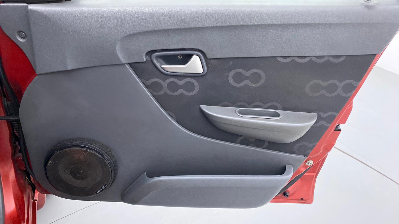 2012 Maruti Alto 800 LXI, Petrol, Manual, 1,19,903 km, Driver Side Door Panels Control