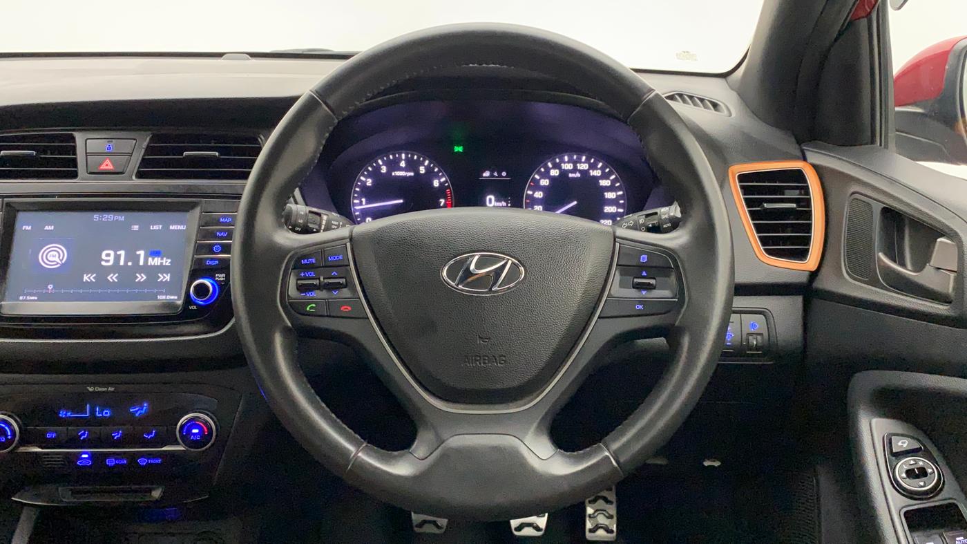 2017 Hyundai i20 Active 1.2 SX, Petrol, Manual, 38,052 km, Steering Wheel Close Up