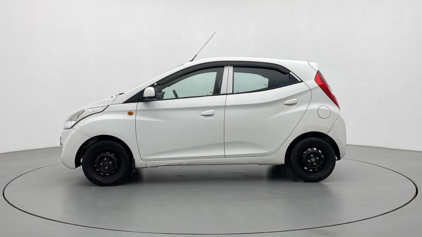 2015 Hyundai Eon SPORTZ, Petrol, Manual, 54,108 km, Left Side