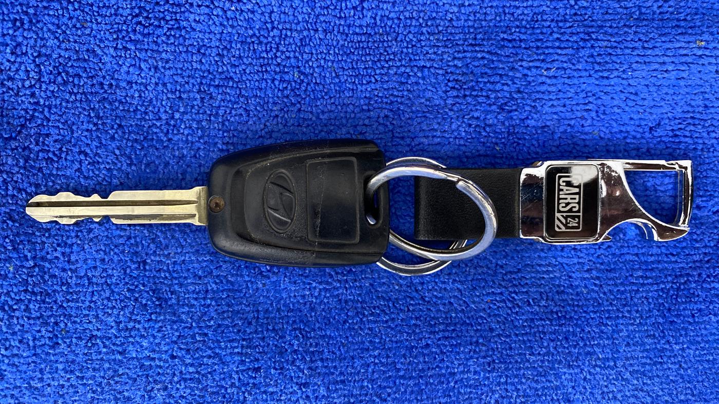 2015 Hyundai Eon SPORTZ, Petrol, Manual, 54,108 km, Key Close Up