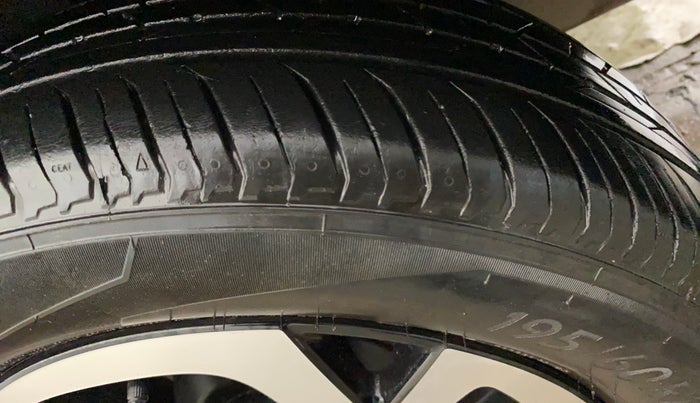 2021 Nissan MAGNITE XV MT, Petrol, Manual, 23,530 km, Left Rear Tyre Tread