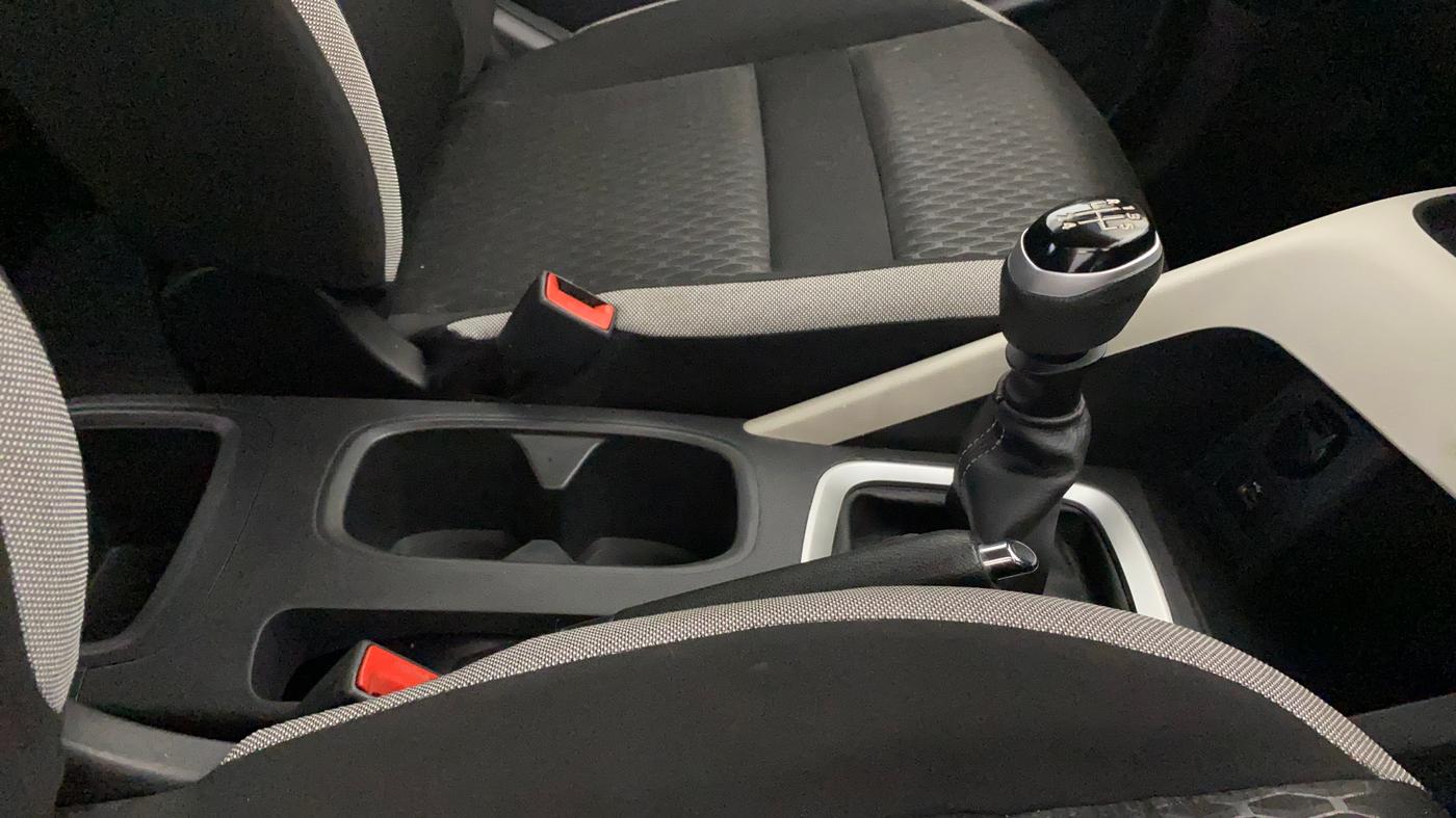 2021 Nissan MAGNITE XV MT, Petrol, Manual, 23,530 km, Gear Lever