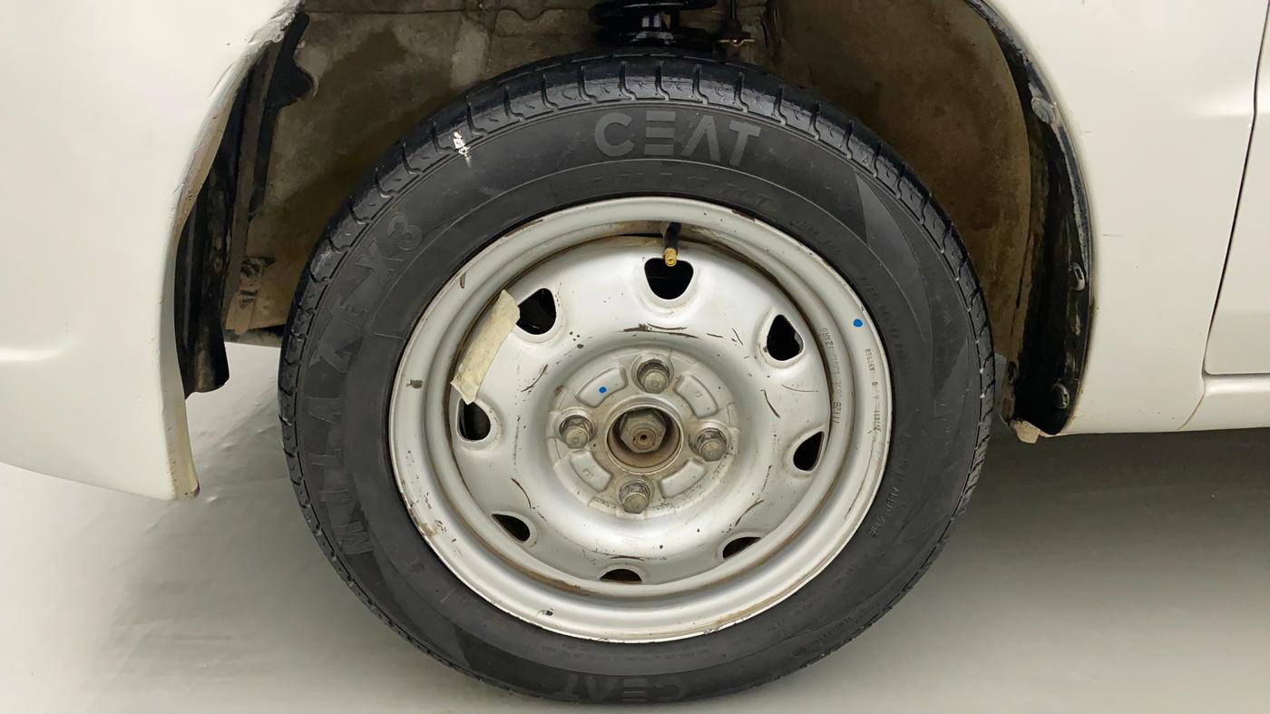 2012 Maruti Zen Estilo LXI CNG, CNG, Manual, 88,583 km, Left Front Wheel