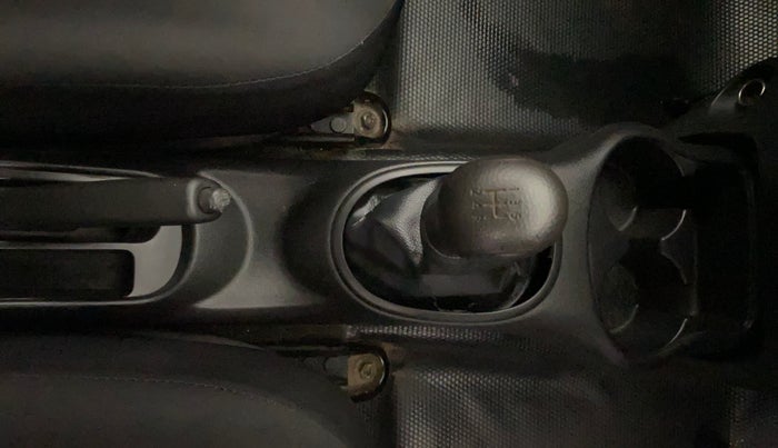 2017 Nissan Micra Active XV, Petrol, Manual, 24,783 km, Gear Lever