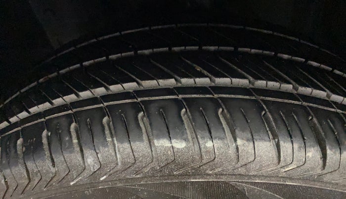 2017 Nissan Micra Active XV, Petrol, Manual, 24,783 km, Left Front Tyre Tread