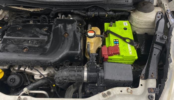 2013 Maruti Swift VDI, Diesel, Manual, 90,343 km, Engine View - Left