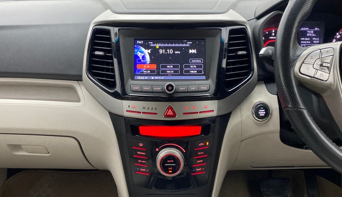 2020 Mahindra XUV300 W8 (O) DIESEL  AT, Diesel, Automatic, 27,041 km, Air Conditioner