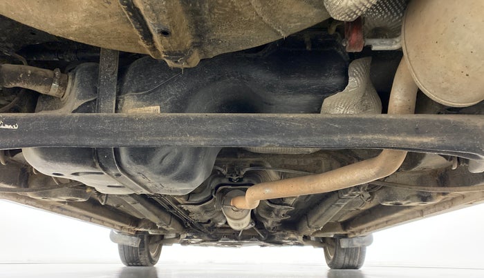 2020 Mahindra XUV300 W8 (O) DIESEL  AT, Diesel, Automatic, 27,041 km, Rear Underbody
