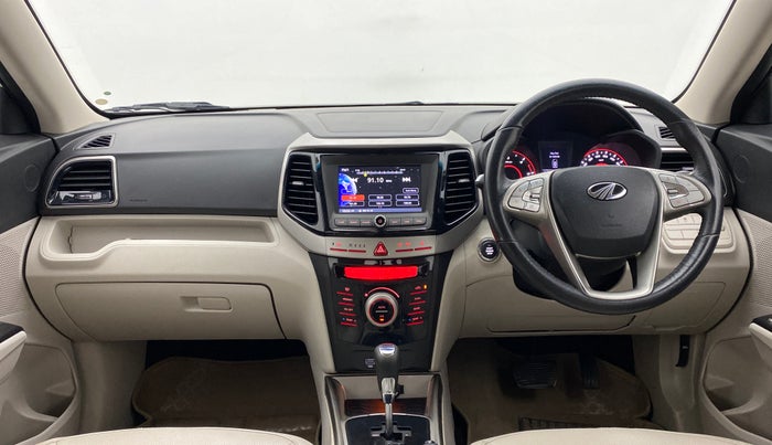 2020 Mahindra XUV300 W8 (O) DIESEL  AT, Diesel, Automatic, 27,041 km, Dashboard