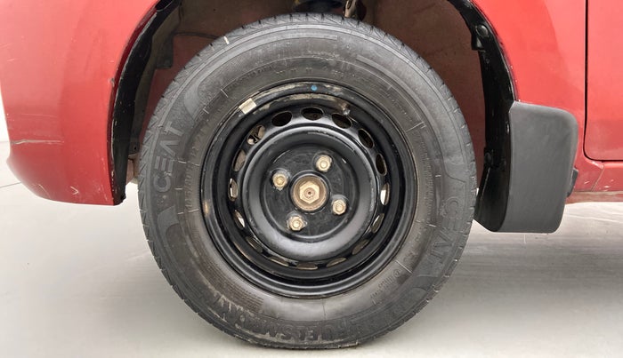 2019 Maruti Alto VXI, Petrol, Manual, 32,224 km, Left Front Wheel