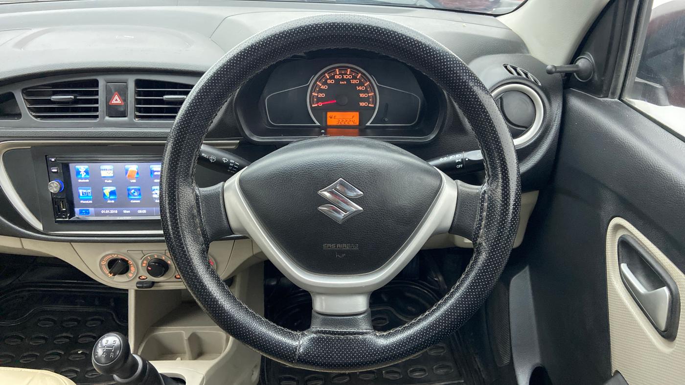 2019 Maruti Alto VXI, Petrol, Manual, 32,224 km, Steering Wheel Close Up