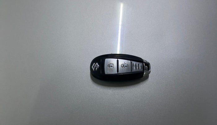 2017 Maruti IGNIS ALPHA 1.2, Petrol, Manual, 47,542 km, Key Close Up