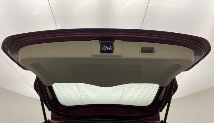 2018 Mahindra MARAZZO M8 7 STR, Diesel, Manual, 16,097 km, Boot Door Open