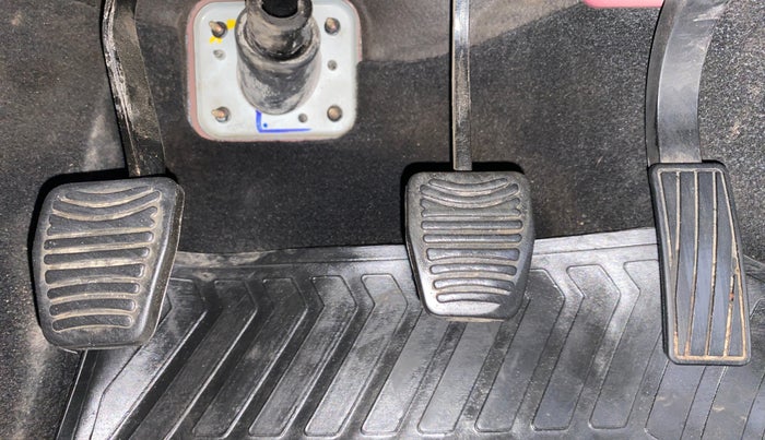 2018 Mahindra MARAZZO M8 7 STR, Diesel, Manual, 16,097 km, Pedals