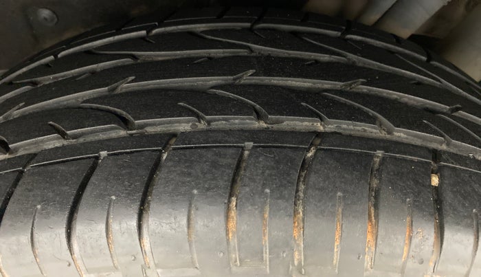 2018 Mahindra MARAZZO M8 7 STR, Diesel, Manual, 16,097 km, Left Rear Tyre Tread