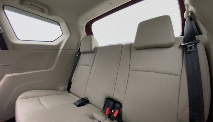 2018 Mahindra MARAZZO M8 7 STR, Diesel, Manual, 16,097 km, Third Seat Row ( optional )