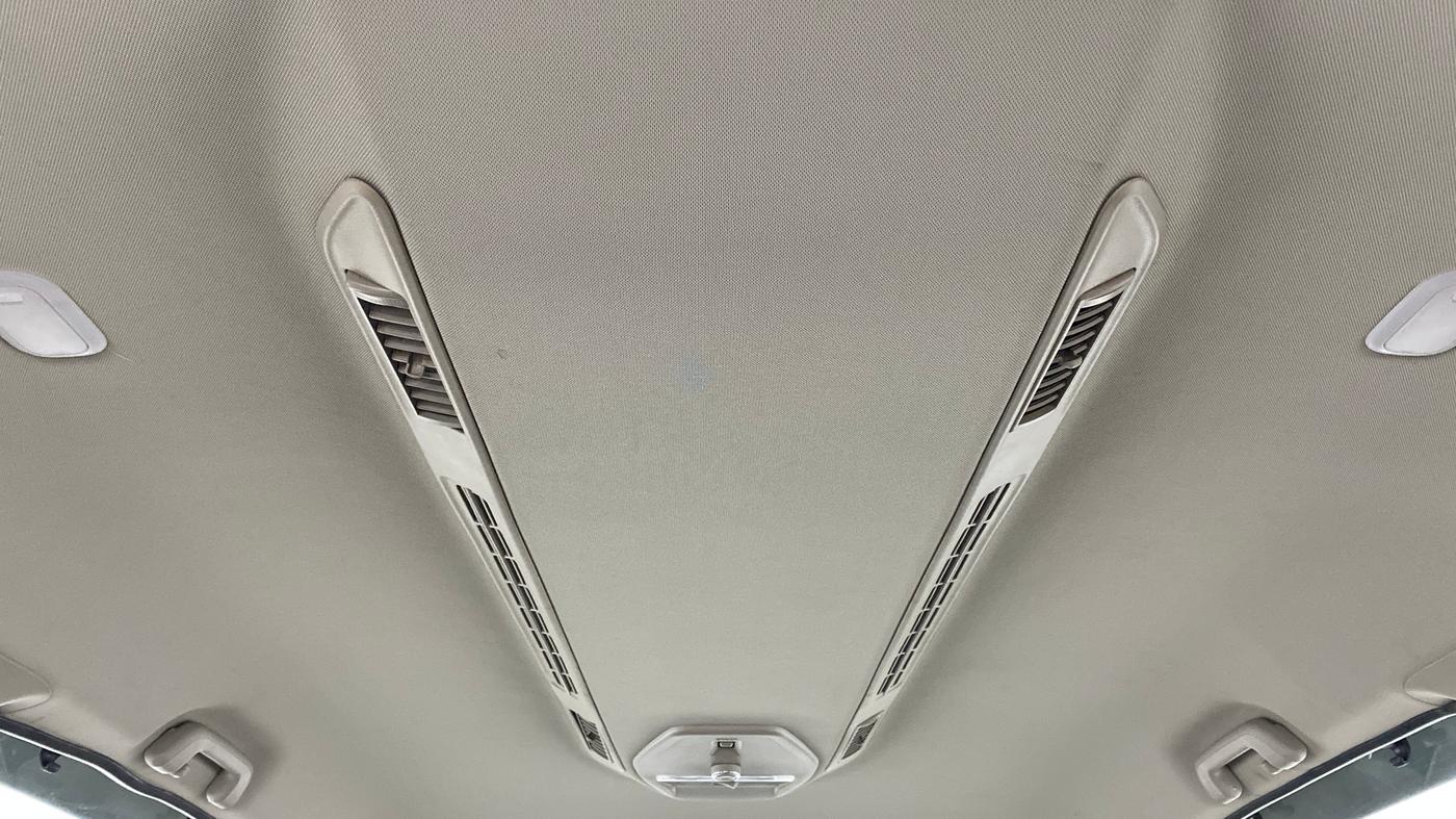 2018 Mahindra MARAZZO M8 7 STR, Diesel, Manual, 16,097 km, Rear AC Vents
