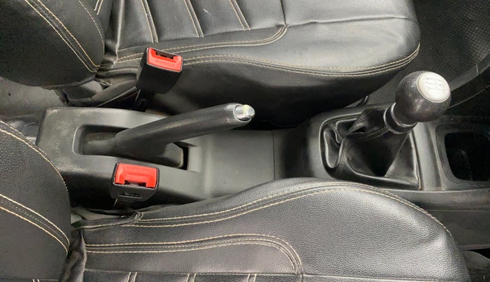 2017 Maruti Swift VDI, Diesel, Manual, 99,975 km, Gear Lever