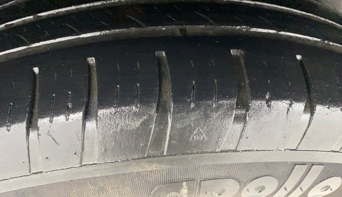 2017 Maruti Swift VDI, Diesel, Manual, 99,975 km, Right Rear Tyre Tread