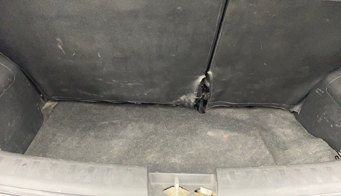 2017 Maruti Swift VDI, Diesel, Manual, 99,975 km, Boot Inside