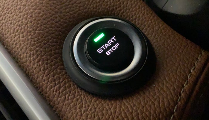 2021 MG HECTOR PLUS SHARP 1.5 PETROL TURBO DCT 6-STR, Petrol, Automatic, 25,050 km, Keyless Start/ Stop Button