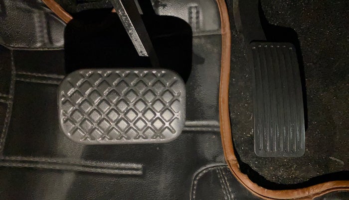 2021 MG HECTOR PLUS SHARP 1.5 PETROL TURBO DCT 6-STR, Petrol, Automatic, 25,050 km, Pedals