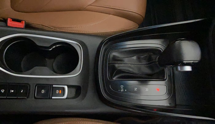 2021 MG HECTOR PLUS SHARP 1.5 PETROL TURBO DCT 6-STR, Petrol, Automatic, 25,050 km, Gear Lever